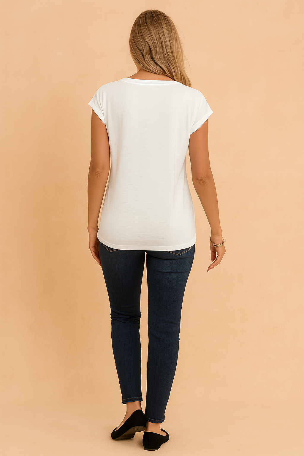 KATHY | Classic V-Neck Top