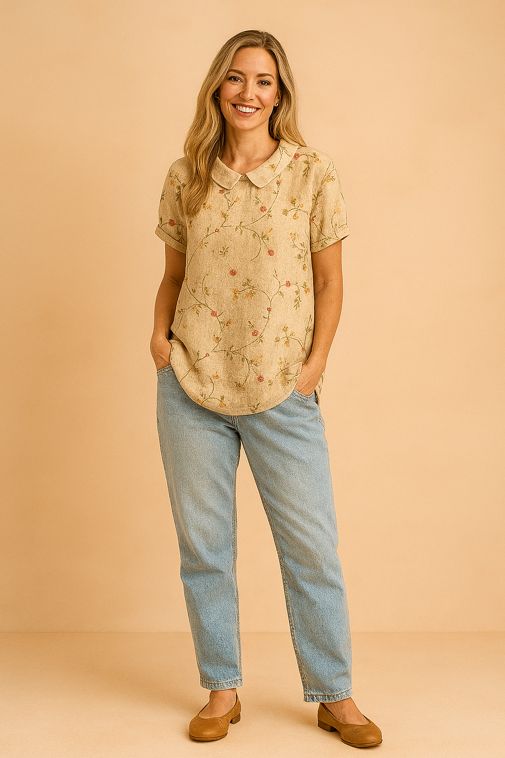 Alina | Summer blouse with a delicate pattern
