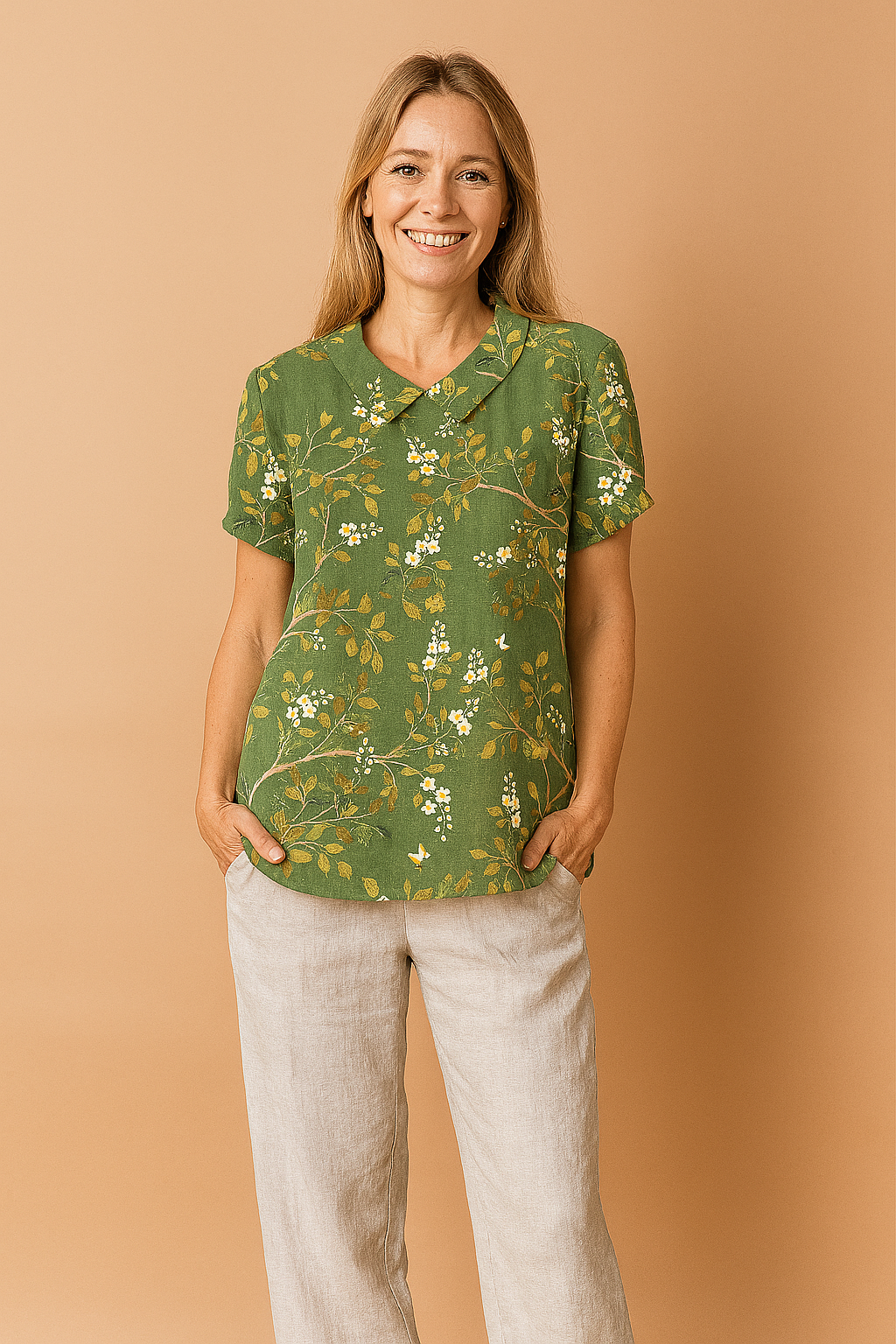 Alina | Summer blouse with a delicate pattern