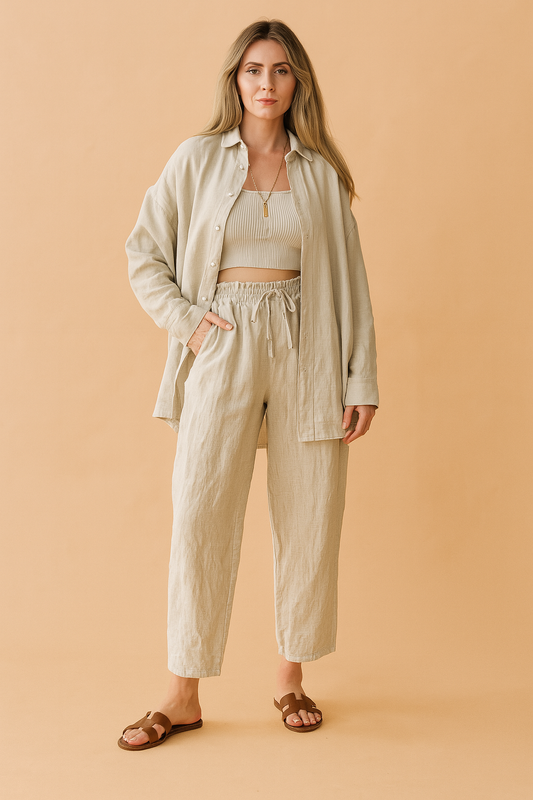 Amy | Comfortable blouse and button-up pants