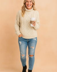 Aria | Classic turtleneck design with texture