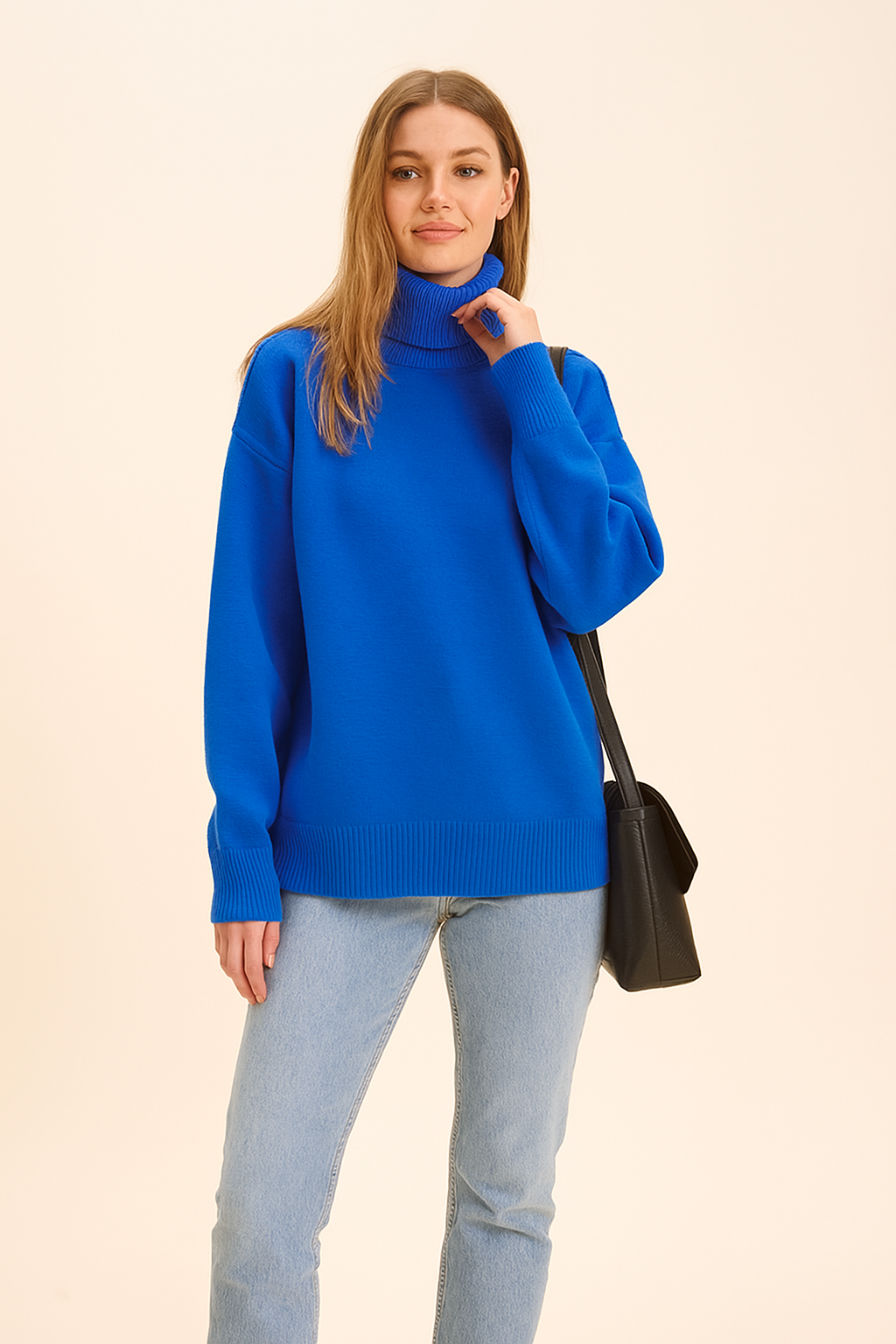 Eliza | Classic turtleneck sweater in a loose fit