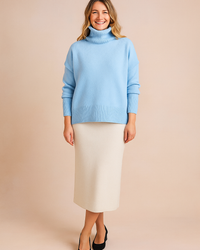 Lena | Short-sleeved sweater with a wide turtleneck