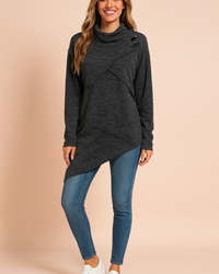 Lidia | Asymmetrical sweater with a decorative clasp