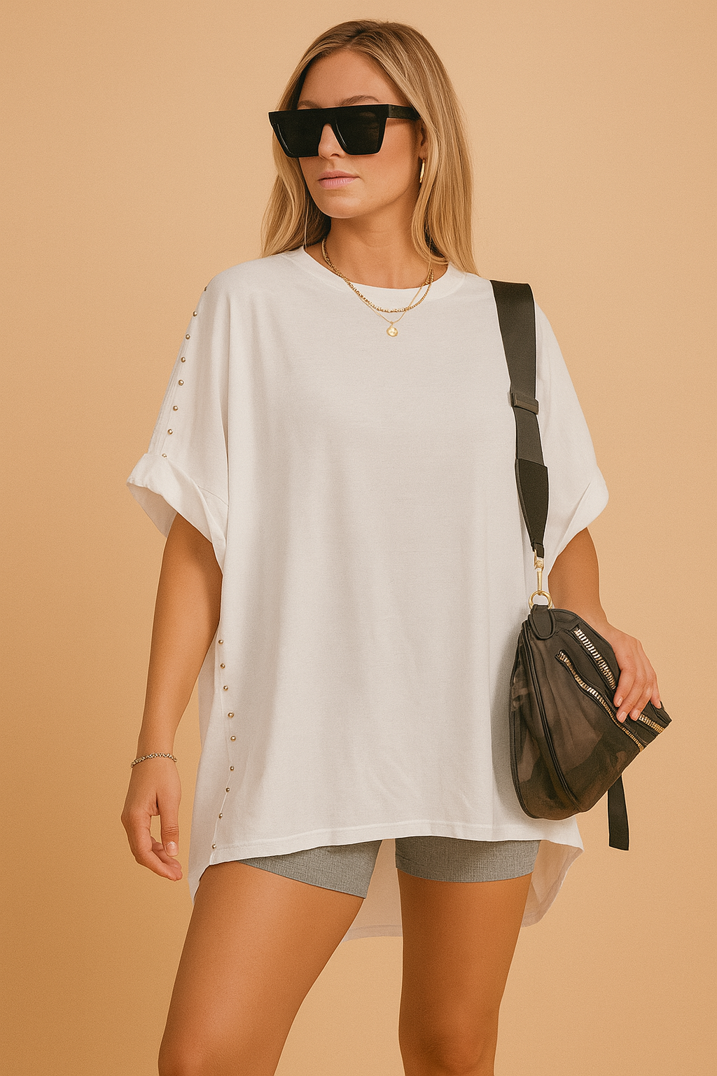 Luna | Loose-fitting urban-style blouse