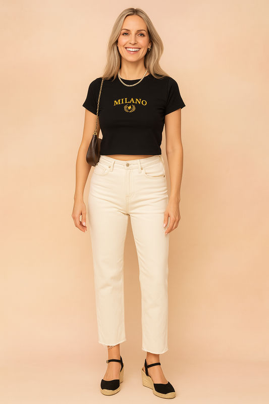 Maja | Short T-shirt with a college-style inscription