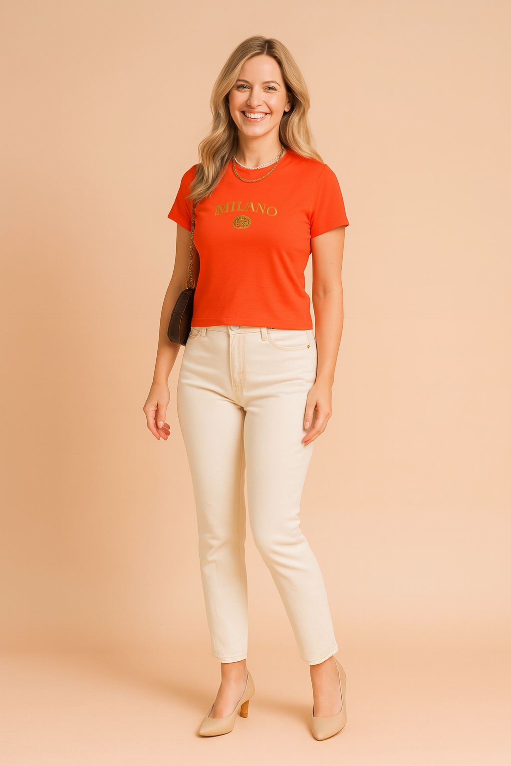 Maja | Short T-shirt with a college-style inscription