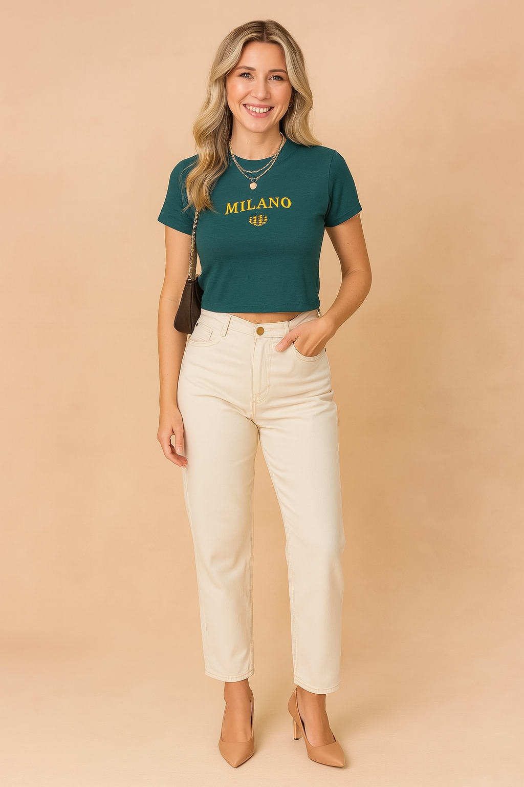 Maja | Short T-shirt with a college-style inscription