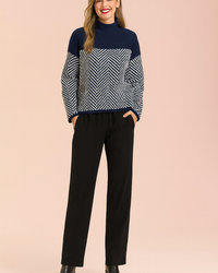 Martyna | High-neck sweater