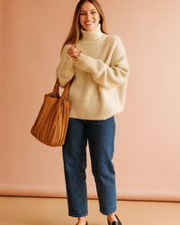 Nina | Oversized turtleneck sweater with long sleeves