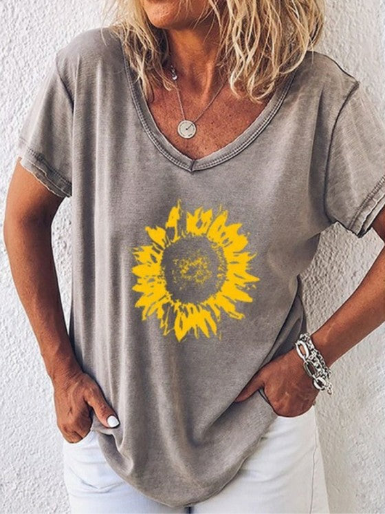 Women's Graphic Tee V-Neck Casual Cotton Shirt for Summer Fashion