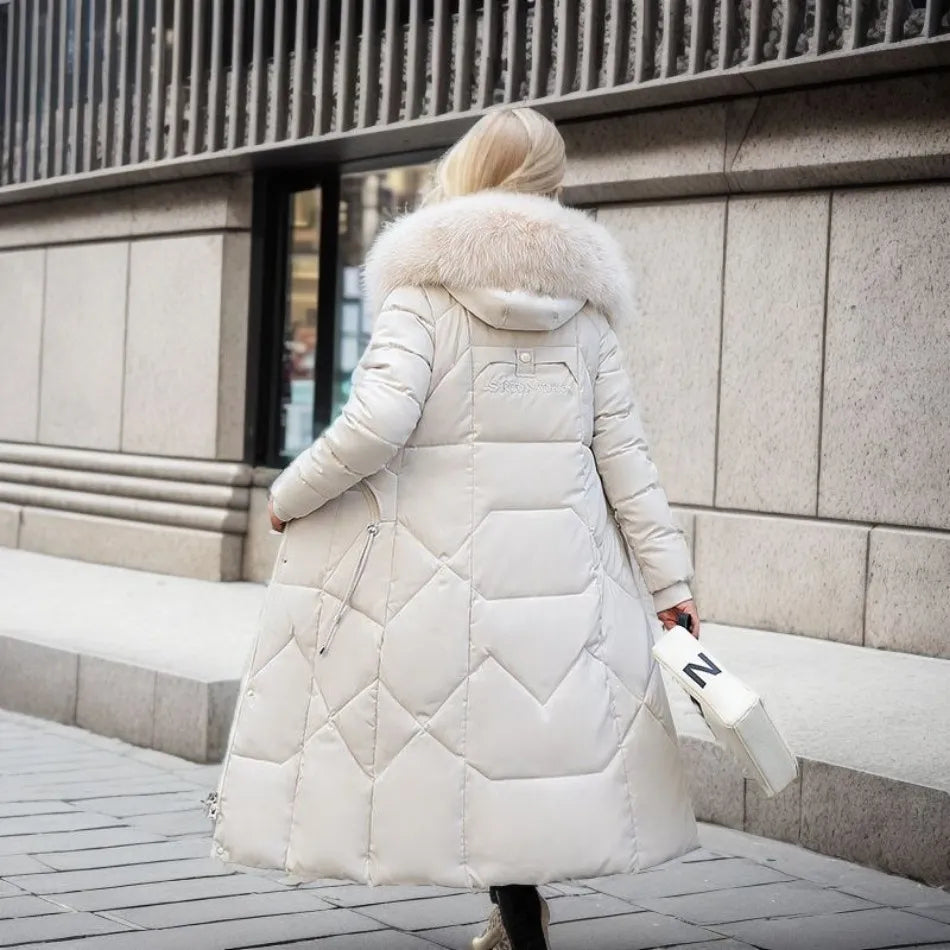 Women's Quilted Winter Coat with Hood - Stylish and Warm Outerwear
