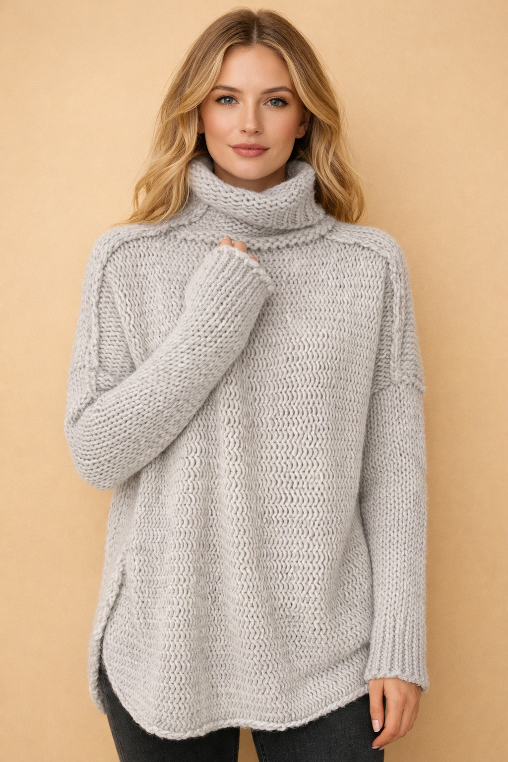 Kalina | Turtleneck tunic sweater with a loose fit