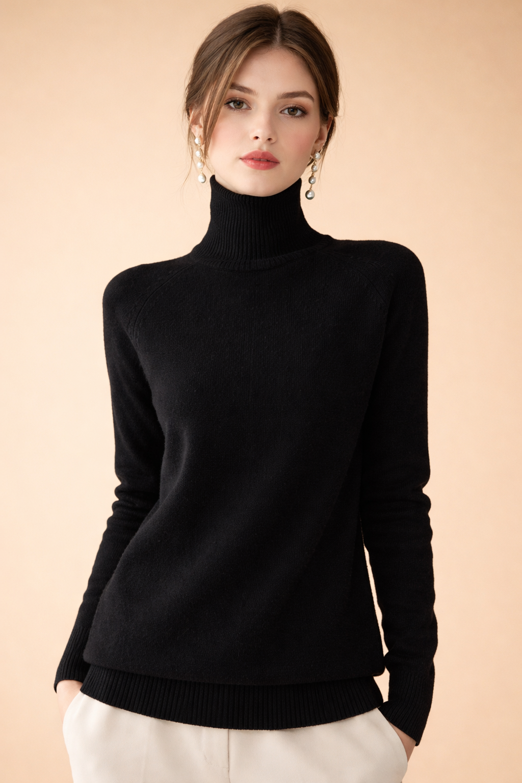 Karolina | Smooth turtleneck sweater in a classic cut